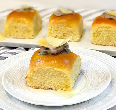 cream of mushroom brioche bread bowl soup | bakerly