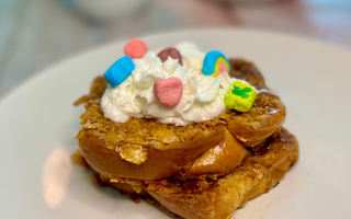 Paris Hiltonβs Frosted Flake French toast | bakerly