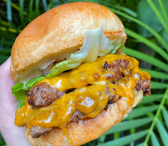 smashed brisket brioche burgers | bakerly