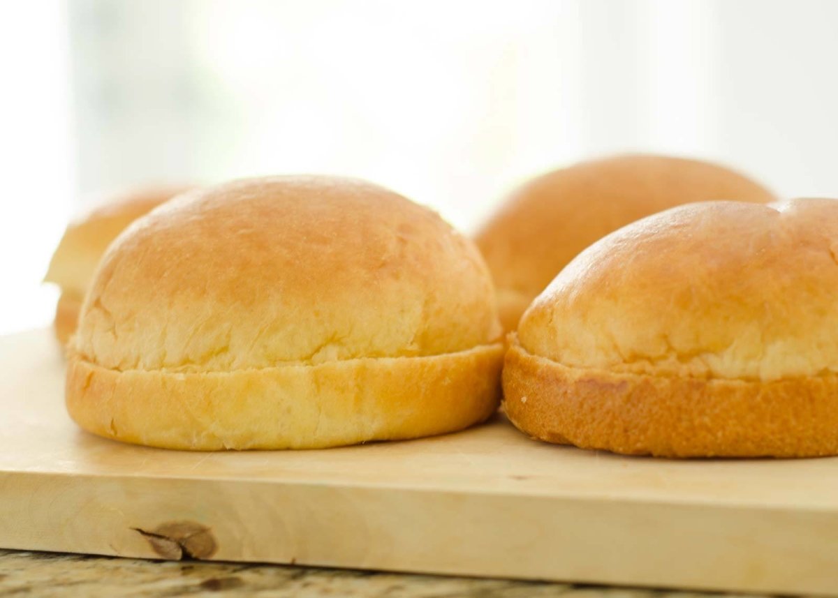 Traditional Pretzel Buns for Burgers and More