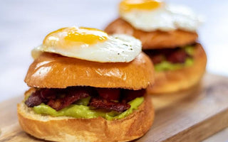 the guacamole-bacon burger | bakerly