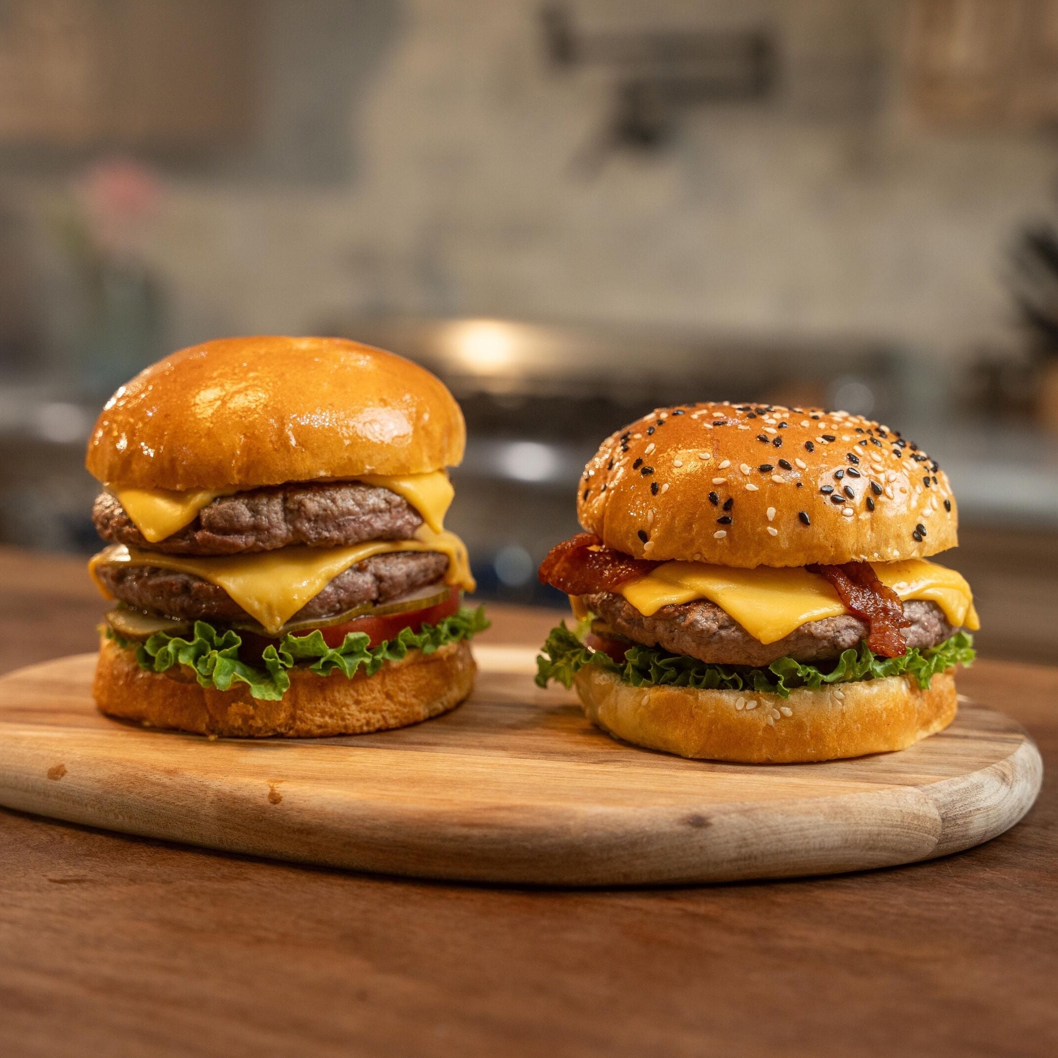 bakerly the brioche burger buns with tuxedo sesame seeds